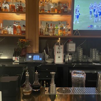 Stepdad’s - Bar area - American Near Me - Sacramento, California Stepdad’s - Bar area - American Near Me - Sacramento, California