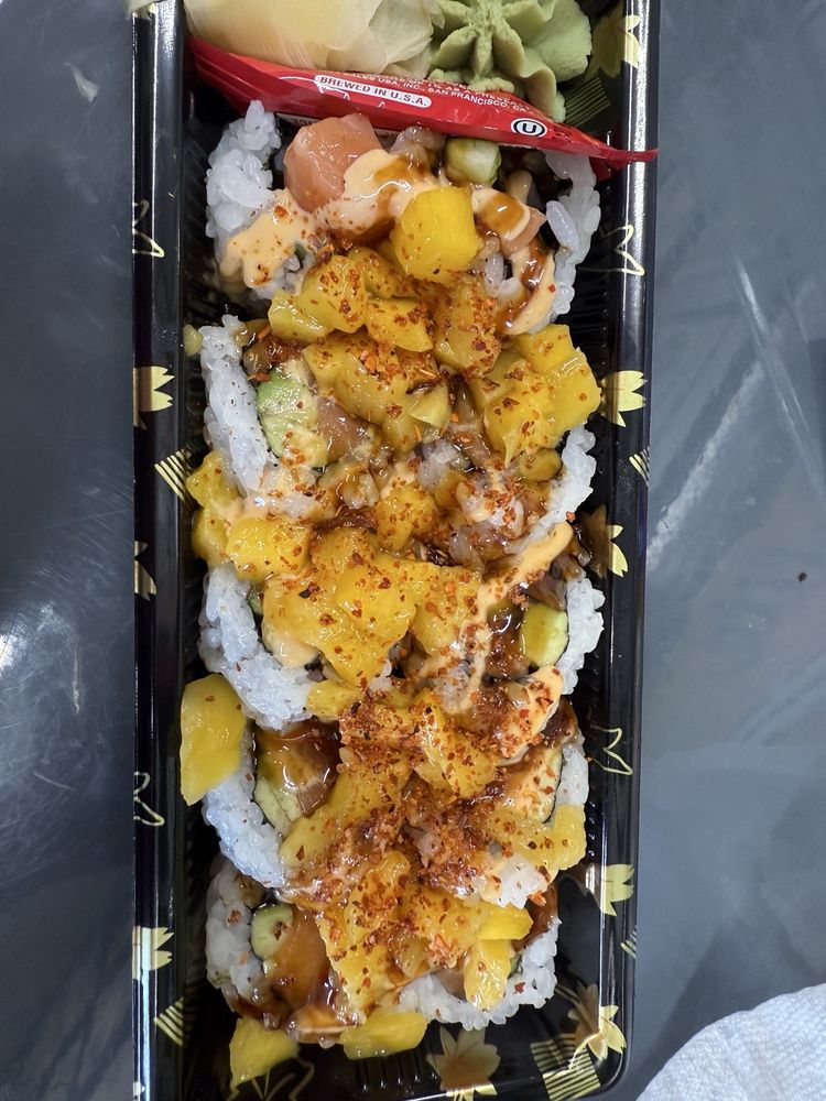 Sumo Sushi Logo