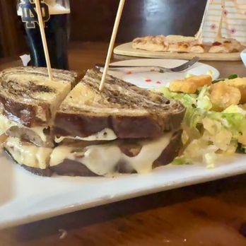 Harp & Hound - Paddy Melt - Irish Pub Near Me - Islip, New York Harp & Hound - Paddy Melt - Irish Pub Near Me - Islip, New York