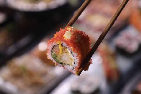 Kan Sushi by null