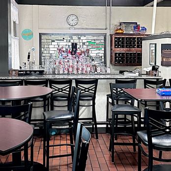 Scarsella's Restaurant - Bar area - Italian Near Me - Youngstown, Ohio Scarsella's Restaurant - Bar area - Italian Near Me - Youngstown, Ohio