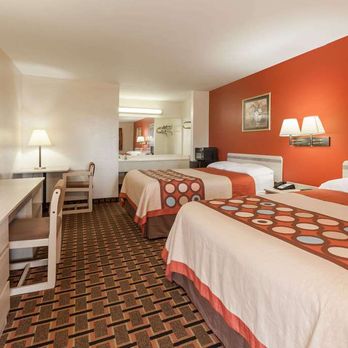 Super 8 by Wyndham Athens TX - 2 Queen Bed Room - Hotels Near Me - Athens, Texas Super 8 by Wyndham Athens TX - 2 Queen Bed Room - Hotels Near Me - Athens, Texas