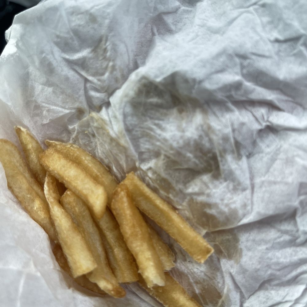 Look at the brown rancid oil in the fries. So disgusting. Change your fryer oil!!! How dare you give this to my child!