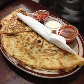 Latino's Taste - Chicken quesadilla - Salvadoran Near Me - Radford, Virginia Latino's Taste - Chicken quesadilla - Salvadoran Near Me - Radford, Virginia