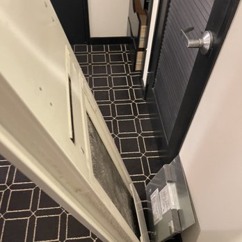 Hotel Valencia - Sitting in the room - Hotels Near Me - San Jose, California