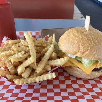 Burger Junction - Cheeseburger meal - Burgers Near Me - Sacramento, California Burger Junction - Cheeseburger meal - Burgers Near Me - Sacramento, California