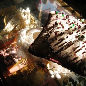 French General - Arts & Crafts Near Me - Los Angeles, California