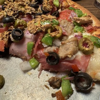 Hideaway Pizza - The xtreme pizza - Pizza Near Me - Plano, Texas