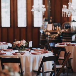 Relic Events - Delicate and romantic tables. Photo by Wade Snyder.