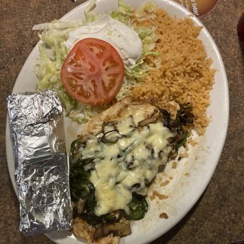 El Sombrero - Pollo poblano - Mexican Near Me - Franklin, Tennessee