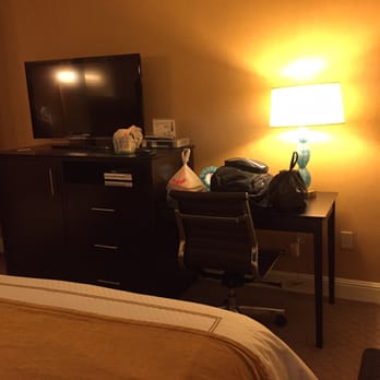 The Dylan At SFO - Table - Hotels Near Me - Millbrae, California The Dylan At SFO - Table - Hotels Near Me - Millbrae, California