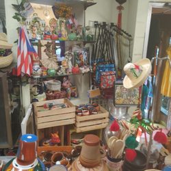 Chela's Gift Shop