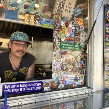 Cozmic Charlie’s Cheeze Shack - Service with a smile - Sandwiches Near Me - Eugene, Oregon