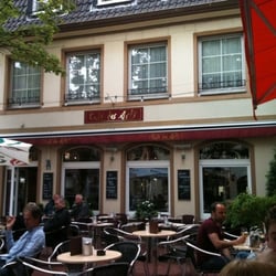 Cafe des Arts