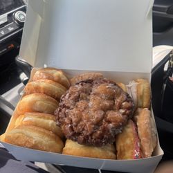 Yankee Donuts & Drinks