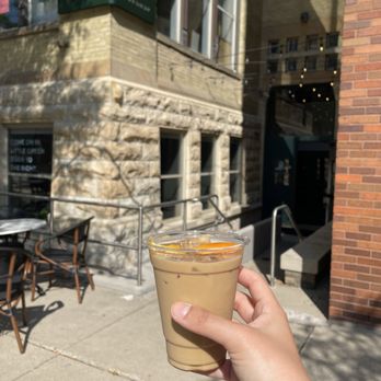 Discourse - Chaant - Coffee & Tea Near Me - Milwaukee, Wisconsin