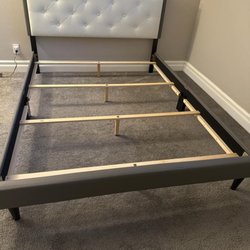 Ivan Handyman - Assembly of the bed went quickly and without problems, the client was very pleased