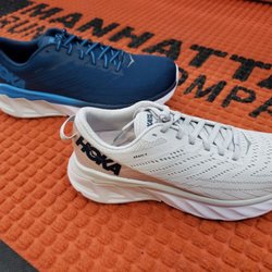 Manhattan Running Company - Hoka Arahi 4 in stock now.