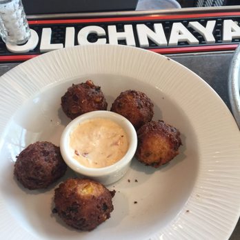 Salt Cracker Fish Camp - What a great place to have some drinks some appetizers and happy hour is believable come and try - Seafood Near Me - Clearwater, Florida