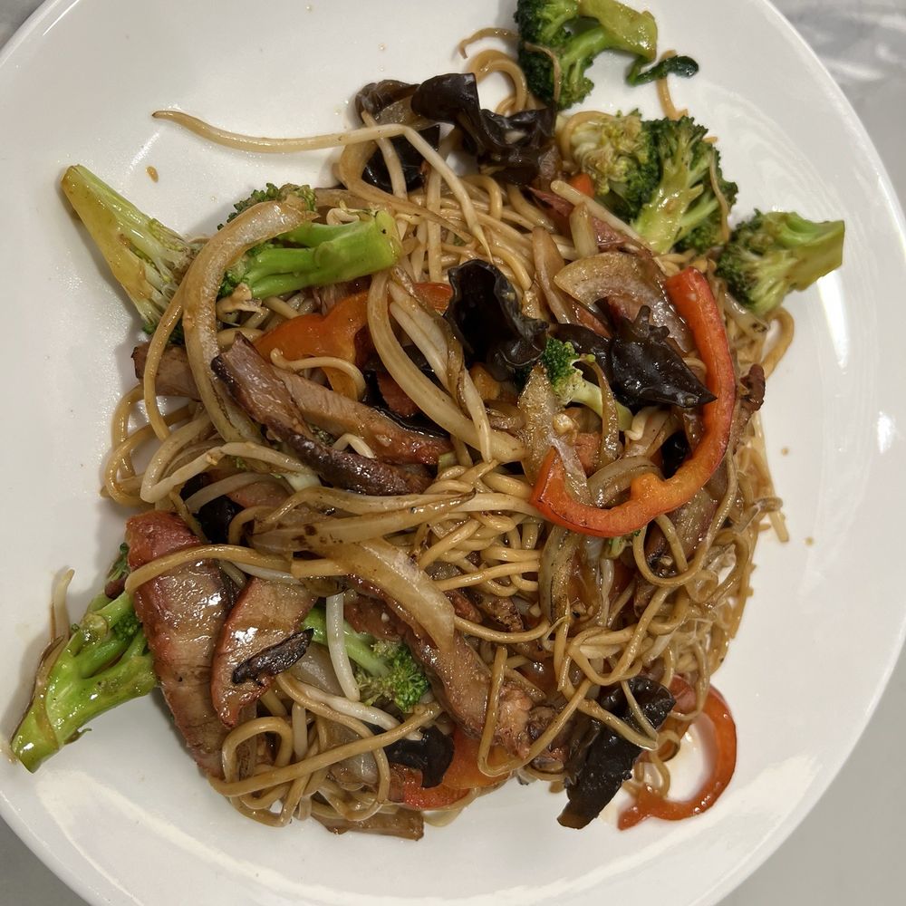 Ramen King 2 - Roast pork stir fry noodle - Ramen Near Me - Pittsburgh, Pennsylvania Ramen King 2 - Roast pork stir fry noodle - Ramen Near Me - Pittsburgh, Pennsylvania