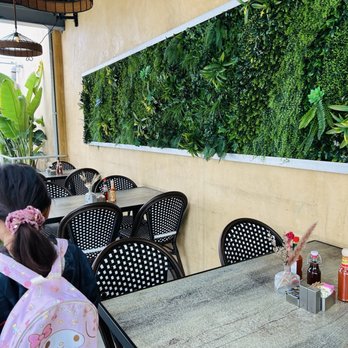 BB Cafe & Catering - Outside seating - Cafes Near Me - Burbank, California BB Cafe & Catering - Outside seating - Cafes Near Me - Burbank, California