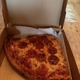 pepperoni pizza slice