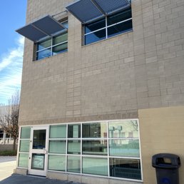 Exterior photo of San Leandro High School - San Leandro, California Exterior photo of San Leandro High School - San Leandro, California