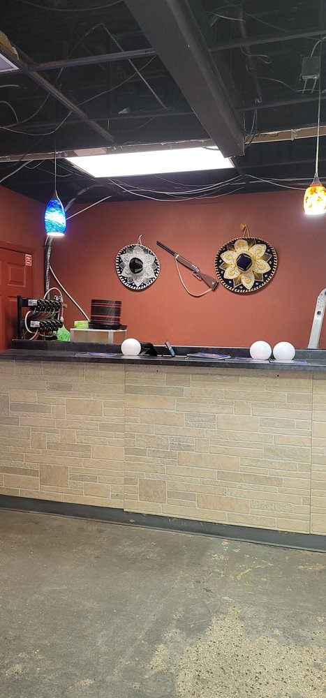 La Pinata Mexican Grill