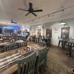 Farmhouse Deli - Dining Area