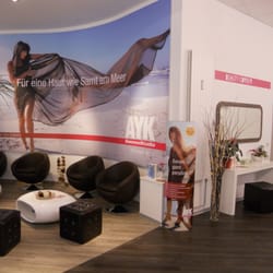 AYK SonnenStudio - Gemütlicher Wartebereich
