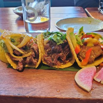 5 Tacos and Beers Berkeley - Tacos: Ribeye (left), Short Rib (middle) Pork Belly (right) - Tacos Near Me - Berkeley, California