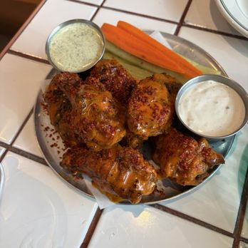 Pijja Palace - Buffalo wings - Sports Bars Near Me - Los Angeles, California Pijja Palace - Buffalo wings - Sports Bars Near Me - Los Angeles, California