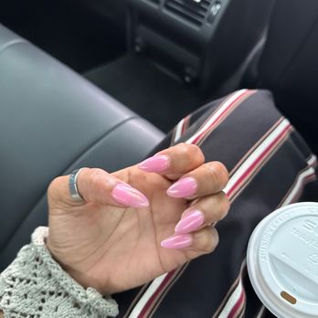 Lush Nail Bar - Grant Park - Nail Salons Near Me - Atlanta, Georgia Lush Nail Bar - Grant Park - Nail Salons Near Me - Atlanta, Georgia