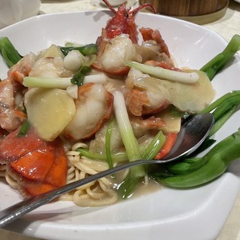 Broadway Dim Sum Cafe - Missing the lobster claw on my order. - Noodles Near Me - San Francisco, California Broadway Dim Sum Cafe - Missing the lobster claw on my order. - Noodles Near Me - San Francisco, California