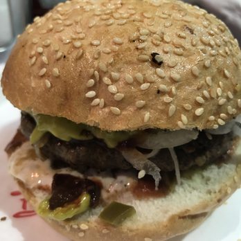 Fray Juan Original - Hamburguesa Mejicana Picante - Burgers Near Me - Zaragoza, Z