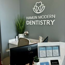 Hamlin Modern Dentistry - Reception Desk