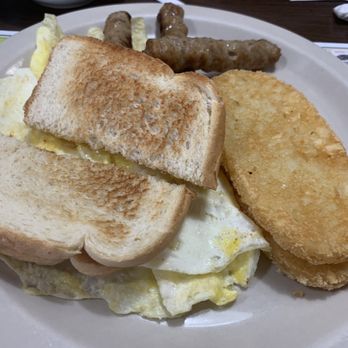 The Fountain - Scrambled eggs, sausage, hash-browns and toast - Breakfast & Brunch Near Me - Celina, Ohio The Fountain - Scrambled eggs, sausage, hash-browns and toast - Breakfast & Brunch Near Me - Celina, Ohio
