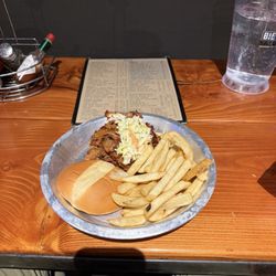 Collie's Sports Bar and Grill - Brisket Sandwich