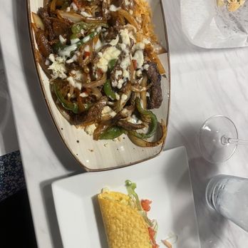 MISKY Peruvian Latin Restaurant and Bar - Steak fajita rice and side taco - Salad Near Me - Dothan, Alabama MISKY Peruvian Latin Restaurant and Bar - Steak fajita rice and side taco - Salad Near Me - Dothan, Alabama