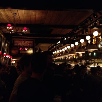 Bar des Amis - Bars Near Me - Brussels, BRU