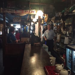 Mellet's Pub