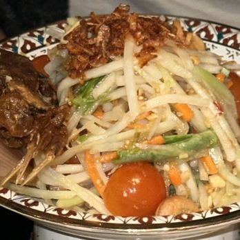 MaKiin - Soft shell Crab Papaya salad - Thai Near Me - Houston, Texas