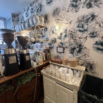 maman - Coffee & Tea Near Me - New York, New York