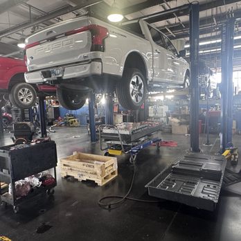 Earnhardt Ford - Car Dealers Near Me - Chandler, Arizona