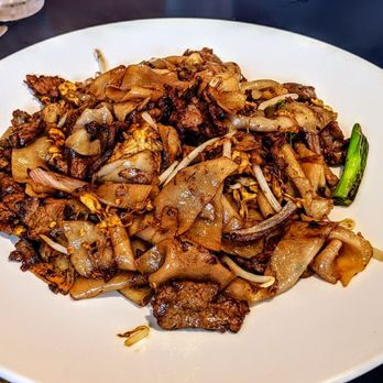 Malaya Kitchen - Char Kway Teow with beef - Noodles Near Me - Charlotte, North Carolina
