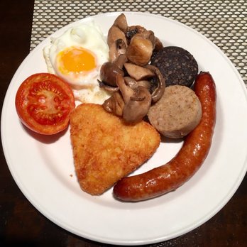 Statham's Bar & Restaurant - Full Irish breakfast - Irish Near Me - Kilkenny, KK Statham's Bar & Restaurant - Full Irish breakfast - Irish Near Me - Kilkenny, KK