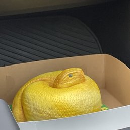Snake cake Snake cake