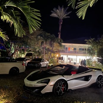 Pierre's - French Near Me - Islamorada, Florida