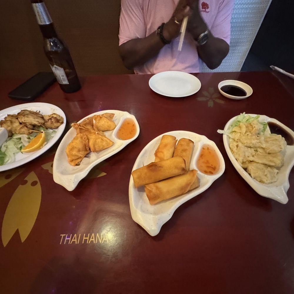 Thai Hana Restaurant - Spring rolls, chicken satay, crab wontons, dumplings - Sushi Bars Near Me - Melbourne, Florida Thai Hana Restaurant - Spring rolls, chicken satay, crab wontons, dumplings - Sushi Bars Near Me - Melbourne, Florida