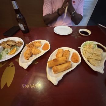 Thai Hana Restaurant - Spring rolls, chicken satay, crab wontons, dumplings - Sushi Bars Near Me - Melbourne, Florida Thai Hana Restaurant - Spring rolls, chicken satay, crab wontons, dumplings - Sushi Bars Near Me - Melbourne, Florida